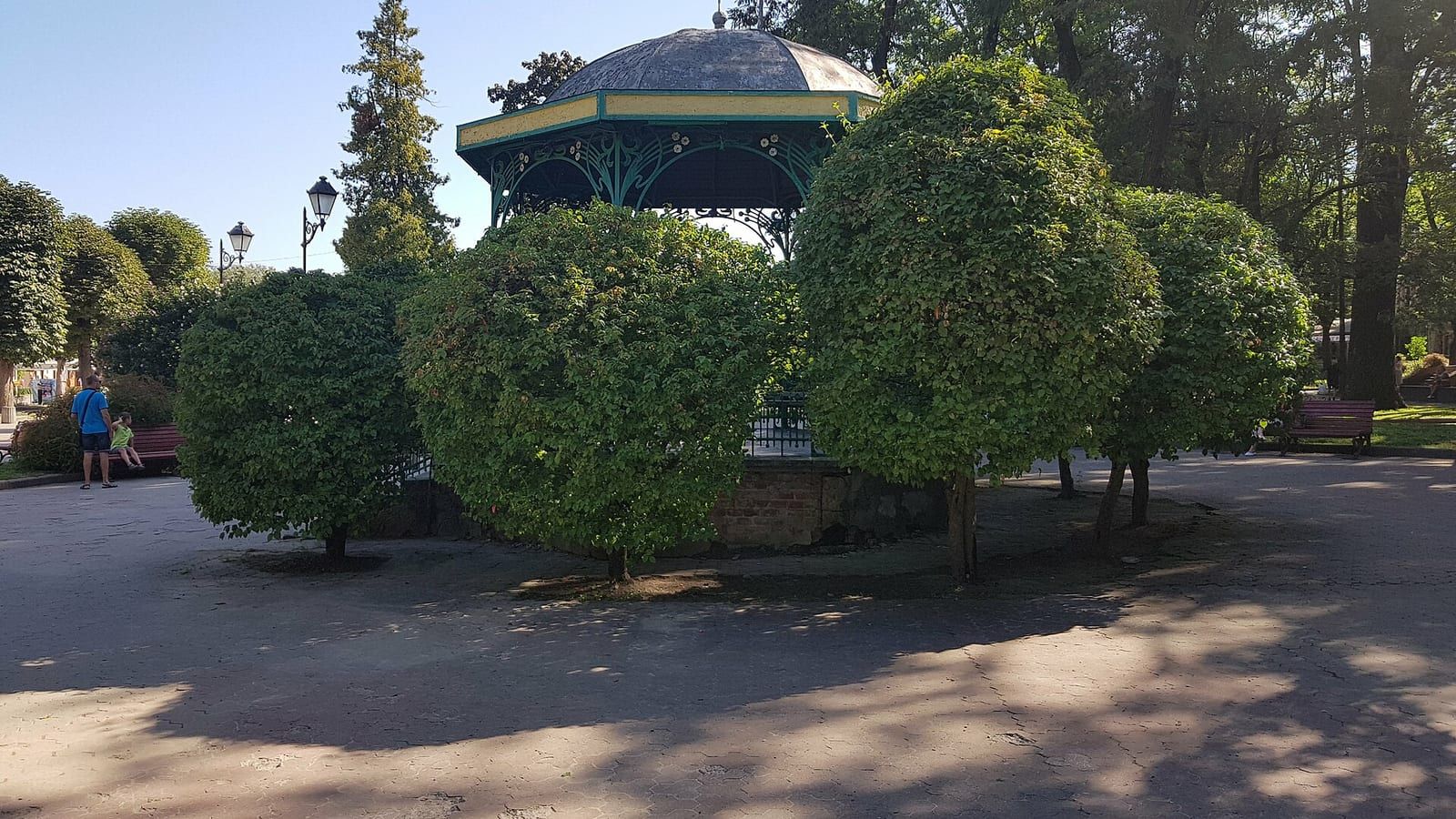 Альтанка в Курортному парку Трускавця